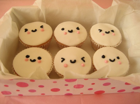 Cupcake-Faces-cupcakes-396299_1024_768